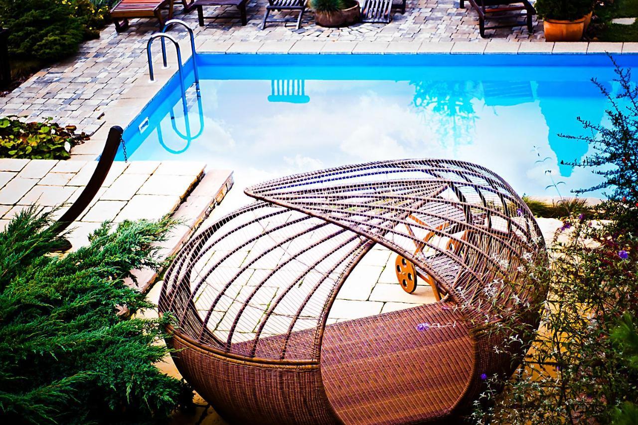 Aranygombos Fogado Hotel Telkibanya Exterior photo